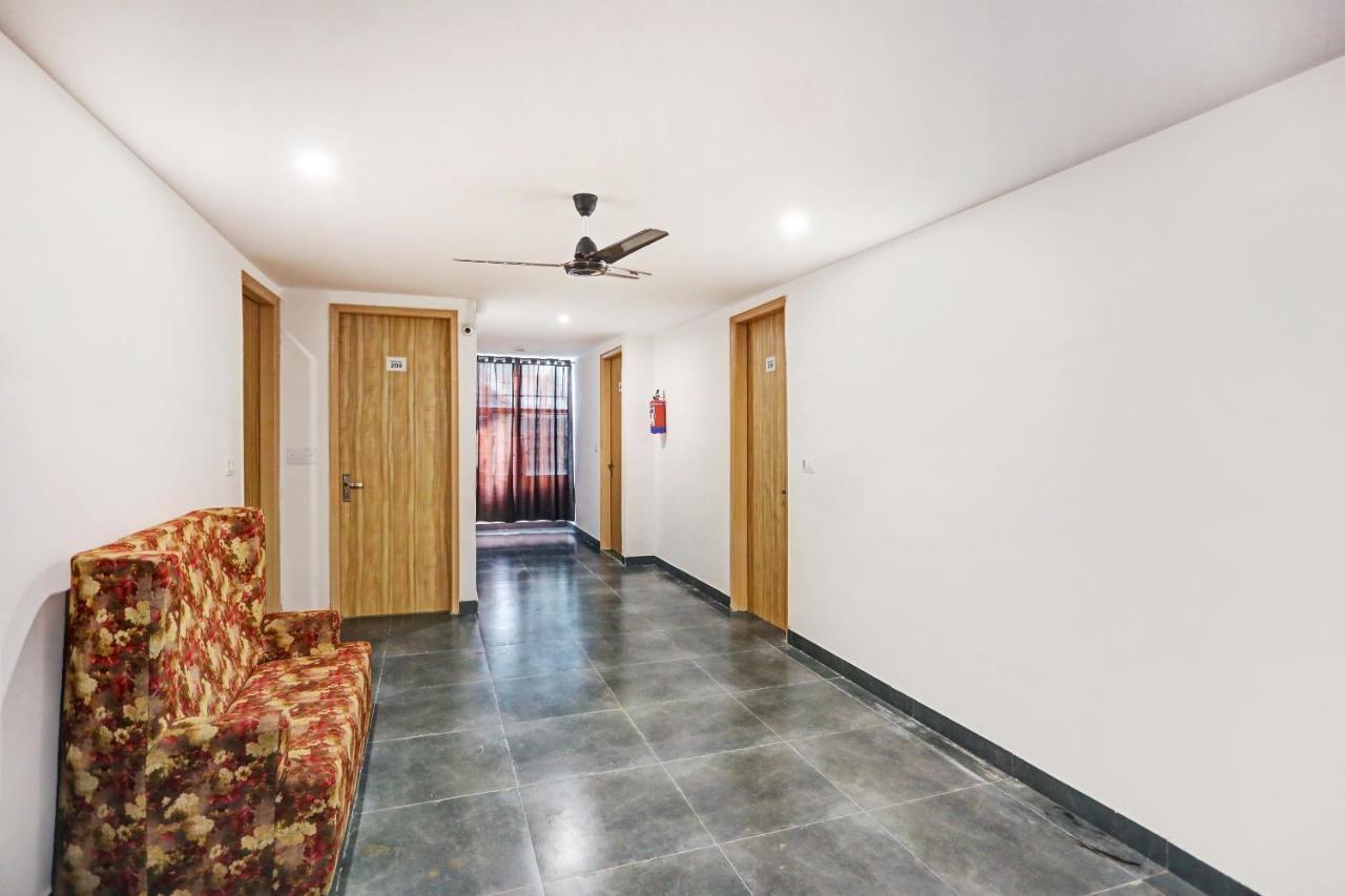 Oyo 81641 Collection O Hotel A1 Residency New Delhi Exterior photo