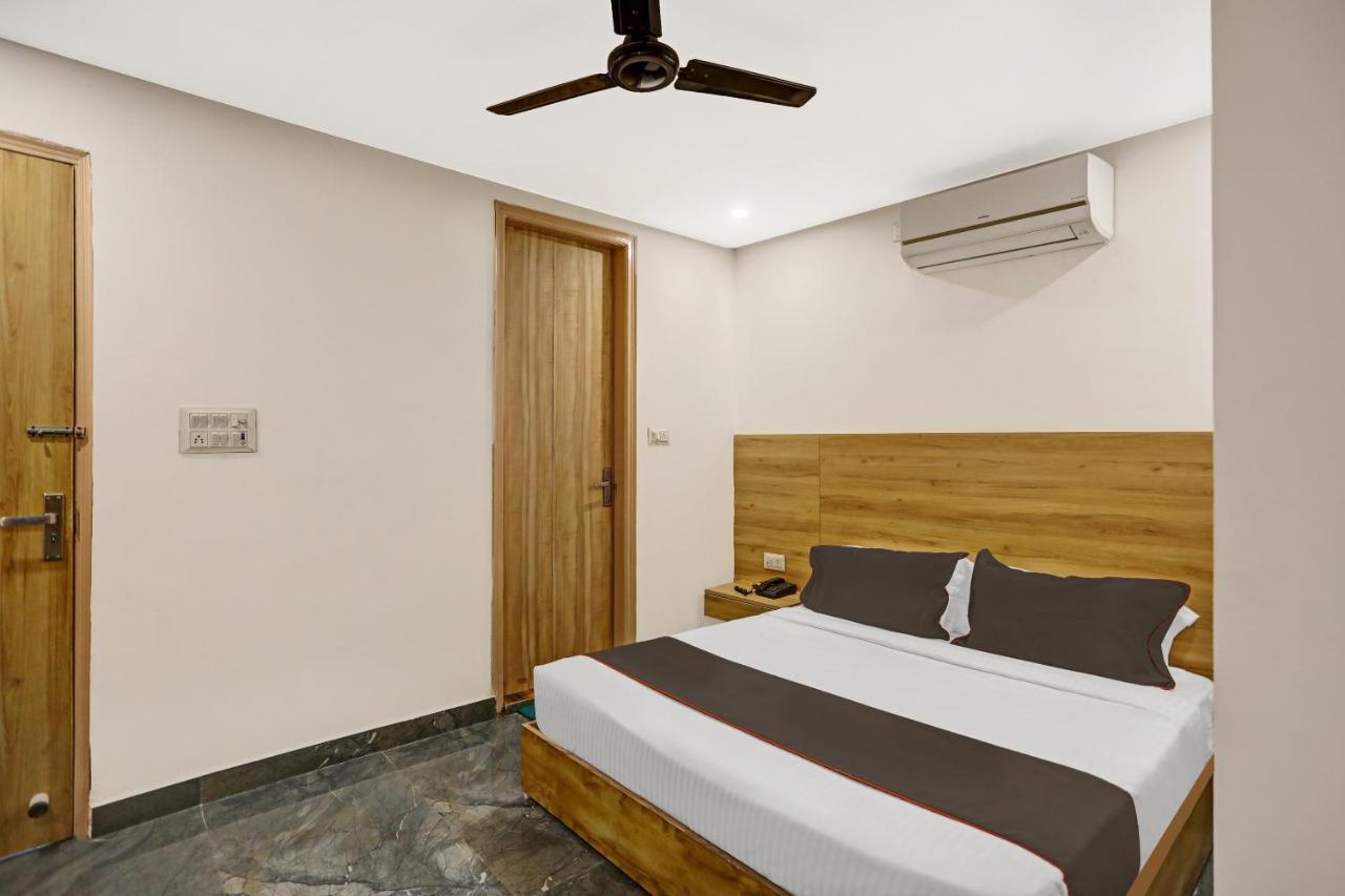 Oyo 81641 Collection O Hotel A1 Residency New Delhi Exterior photo