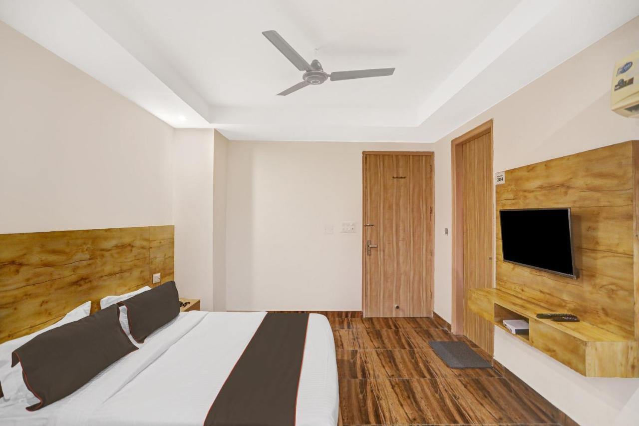 Oyo 81641 Collection O Hotel A1 Residency New Delhi Exterior photo