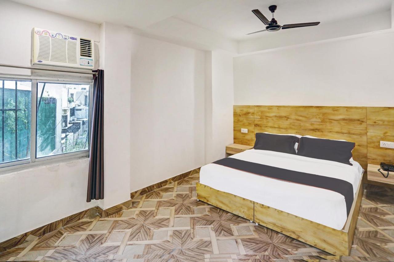 Oyo 81641 Collection O Hotel A1 Residency New Delhi Exterior photo