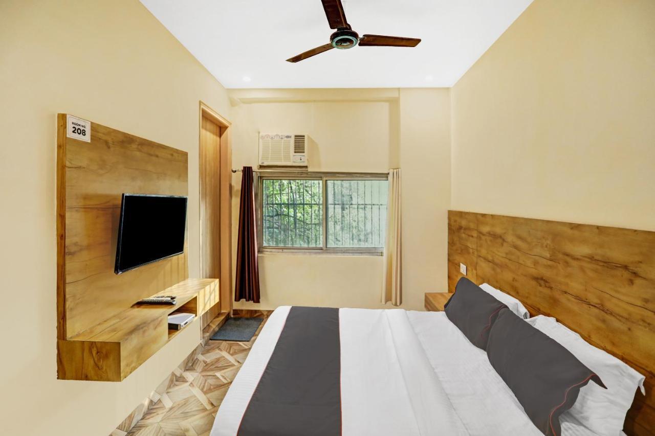Oyo 81641 Collection O Hotel A1 Residency New Delhi Exterior photo